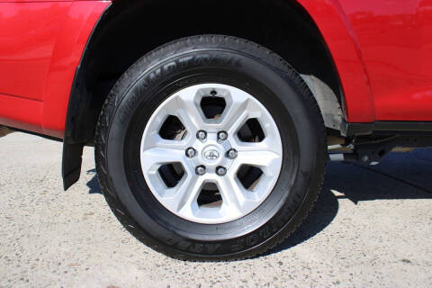 2024 Toyota 4Runner SR5