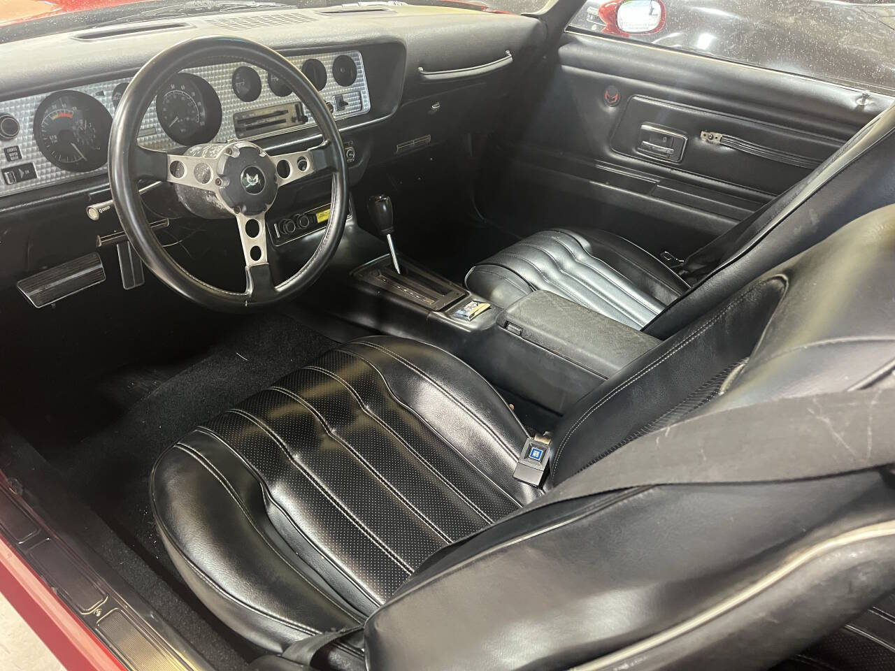 1977 Pontiac Firebird Trans Am 10