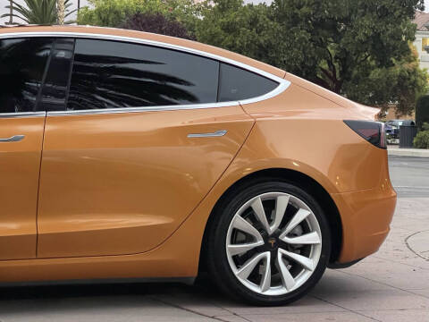 2018 Tesla Model 3 Long Range