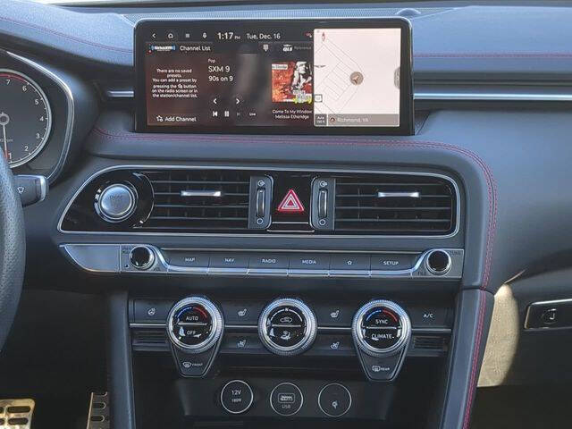 2023 Genesis G70