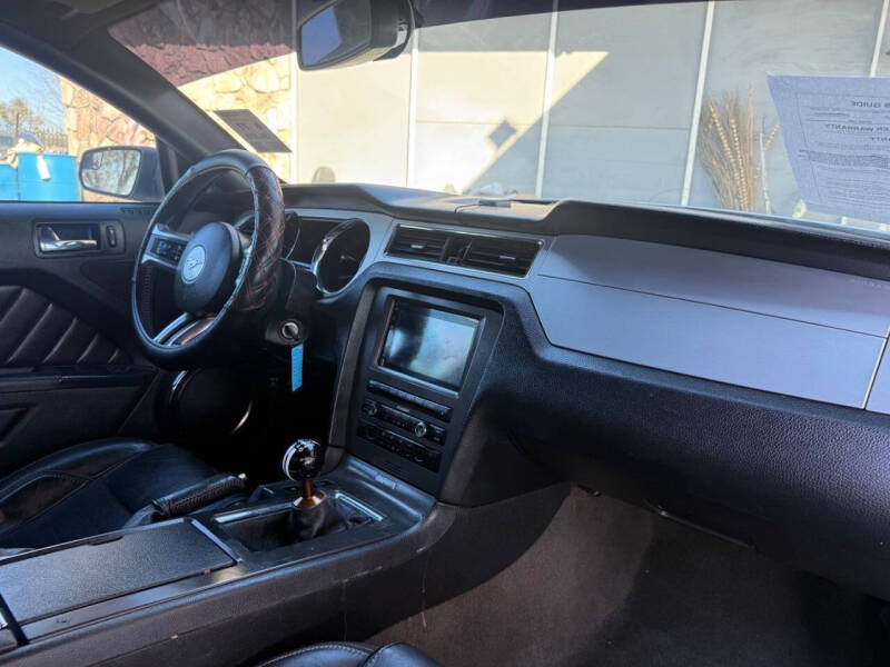 2014 Ford Mustang V6 Premium