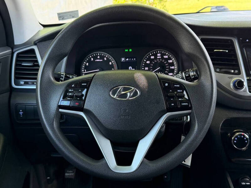2017 Hyundai Tucson SE