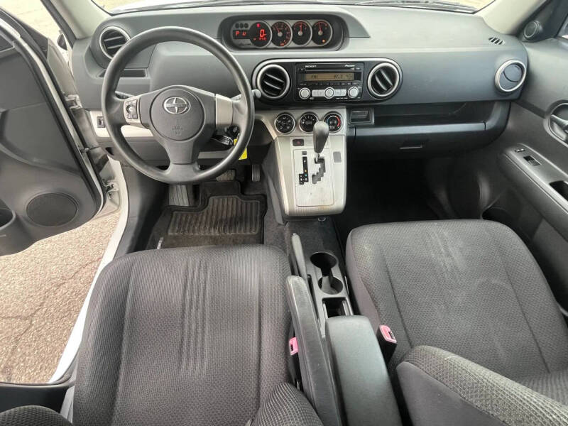 2008 Scion xB