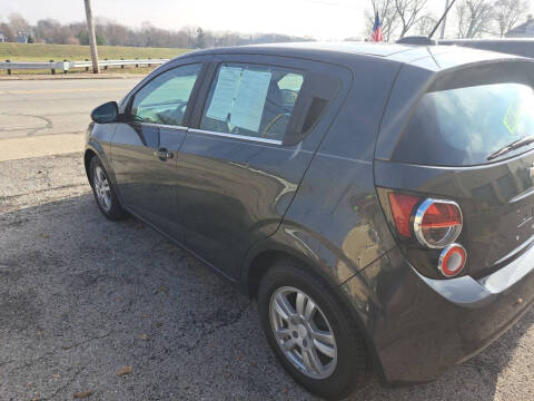 2016 Chevrolet Sonic LT Auto