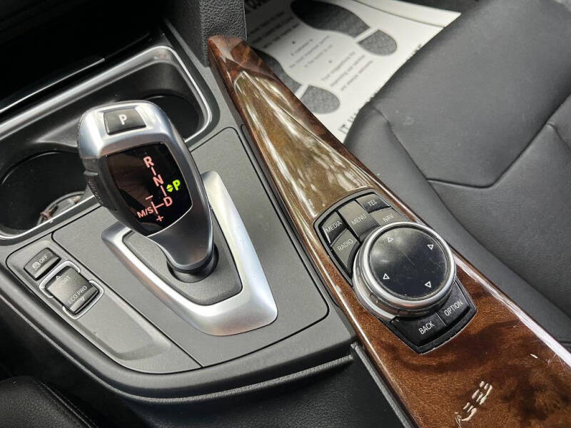 2015 BMW 3 Series 328i xDrive