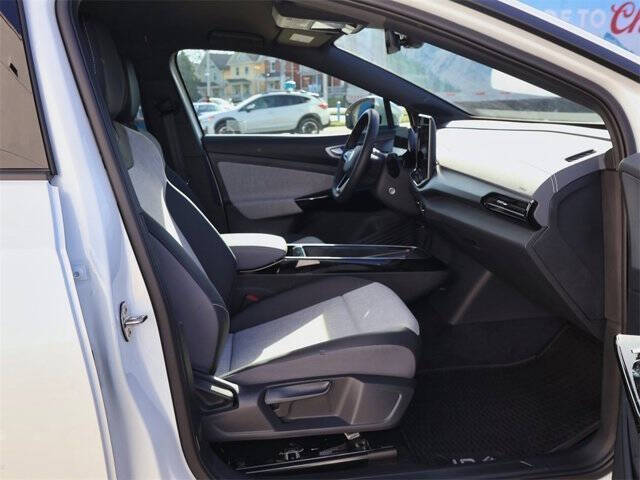 2025 Volkswagen ID.4 Pro