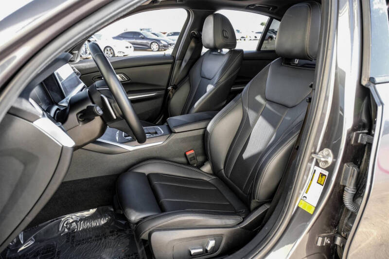 2022 BMW 3 Series 330i