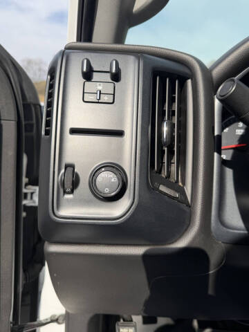 2018 Chevrolet Silverado 2500HD Work Truck