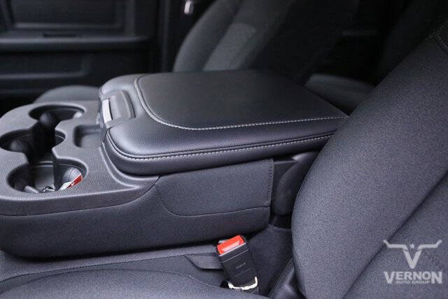 2026 RAM 2500 Black Express