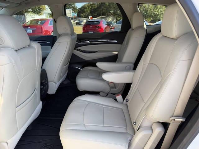 2021 Buick Enclave Essence