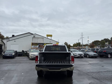 2012 RAM 1500 Laramie Limited