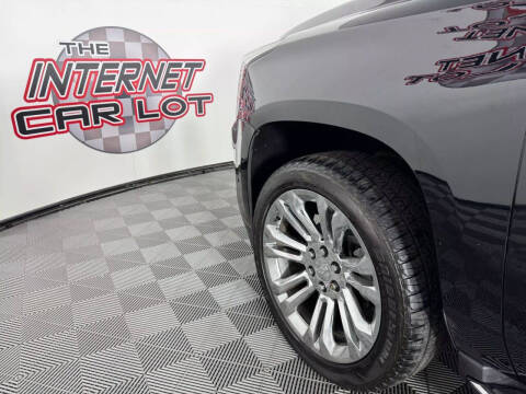 2018 Cadillac Escalade Luxury