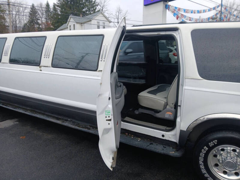 2003 Ford Excursion XLT