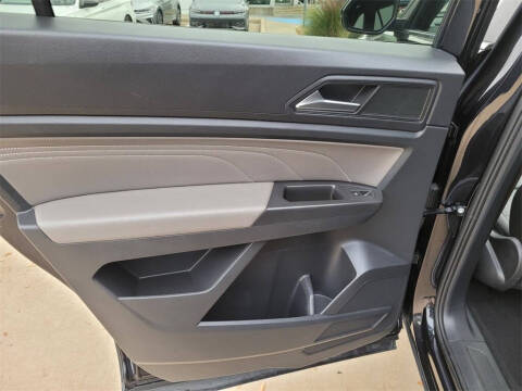 2023 Volkswagen Atlas Cross Sport SE