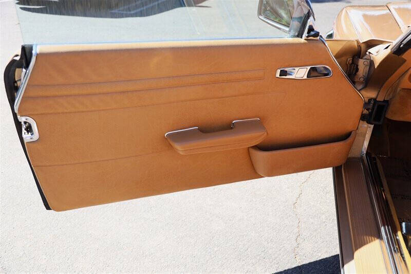 1986 Mercedes-Benz 560-Class 560 SL