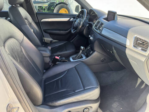 2017 Audi Q3 2.0T Premium Plus