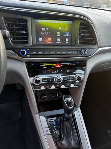 2020 Hyundai Elantra SEL