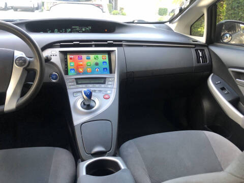 2012 Toyota Prius Two