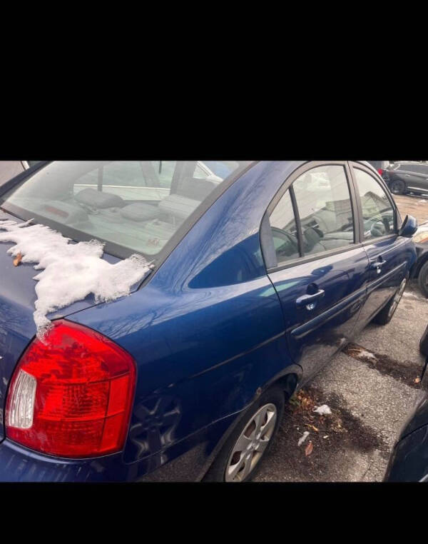 2010 Hyundai Accent GLS