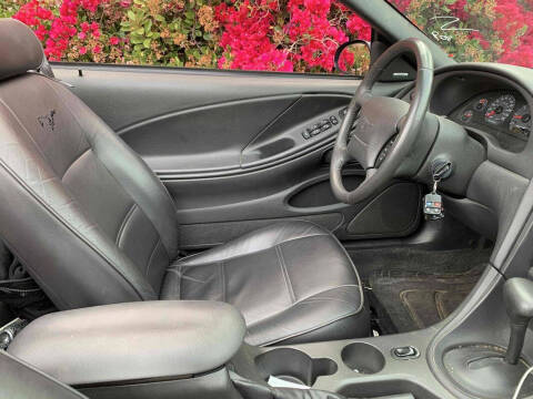 2003 Ford Mustang Premium