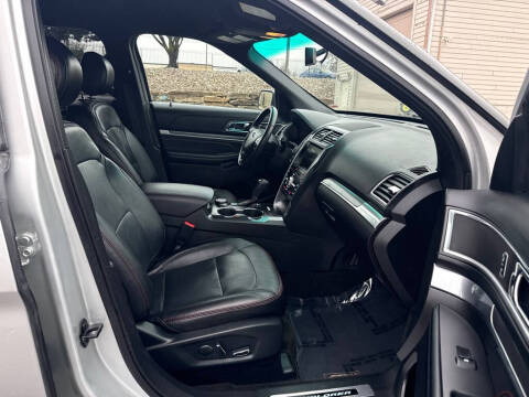 2017 Ford Explorer Sport