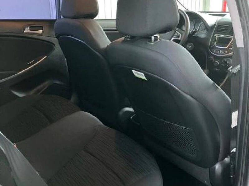 2016 Hyundai Accent SE