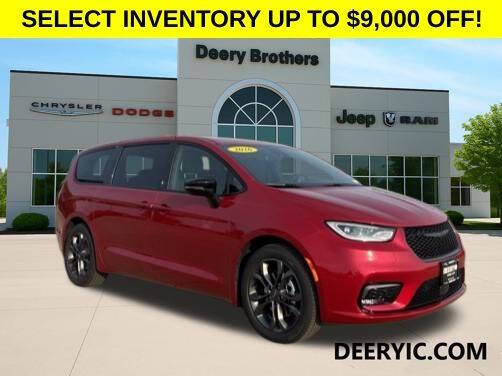 2026 Chrysler Pacifica Select