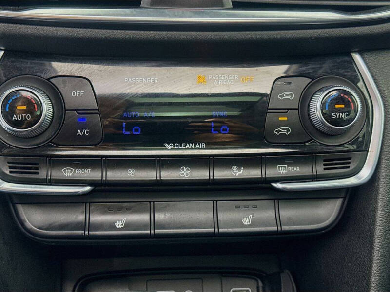 2019 Hyundai Santa Fe Limited 2.0T