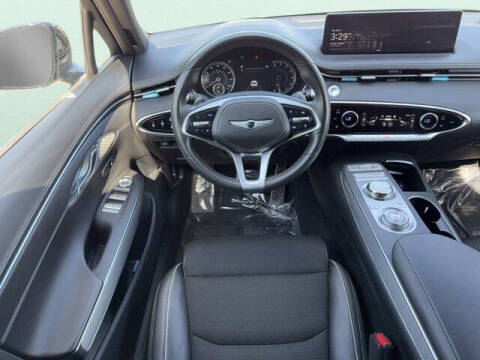 2022 Genesis GV70 2.5T Standard