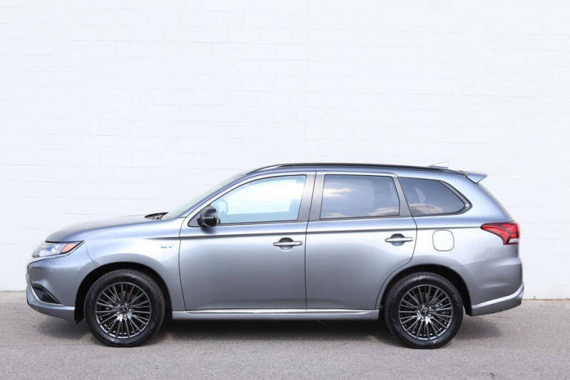 2021 Mitsubishi Outlander PHEV LE
