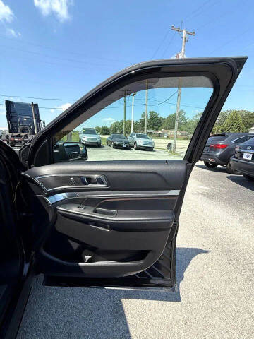 2017 Ford Explorer Sport