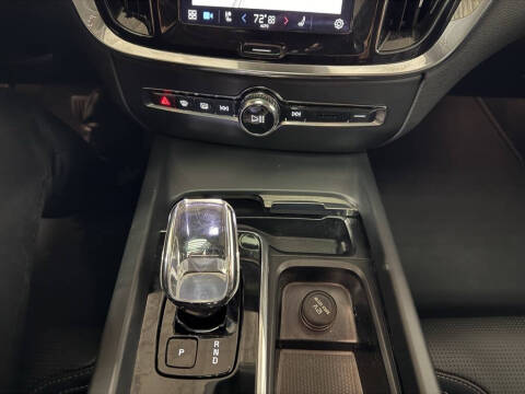 2023 Volvo V60 Cross Country B5 Ultimate