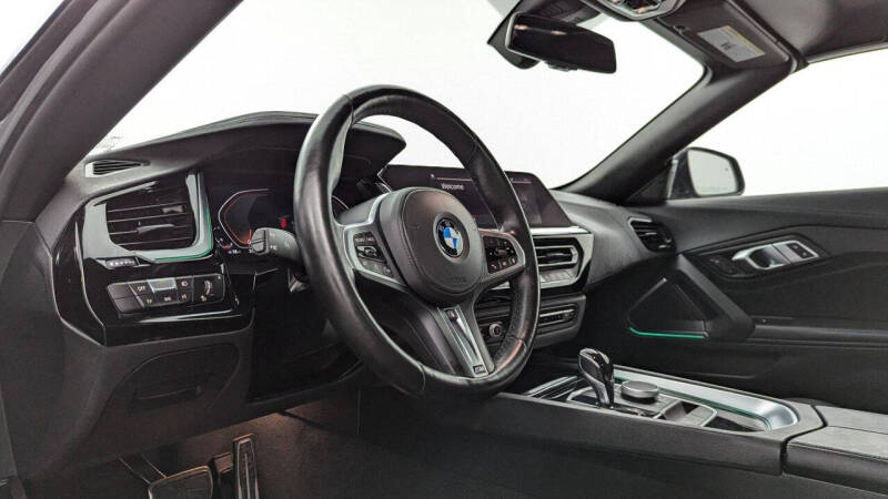 2025 BMW Z4 sDrive30i