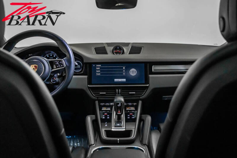 2023 Porsche Cayenne Coupe Platinum Edition