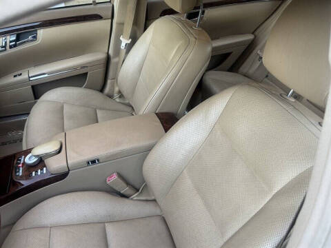 2011 Mercedes-Benz S-Class S 550 4MATIC