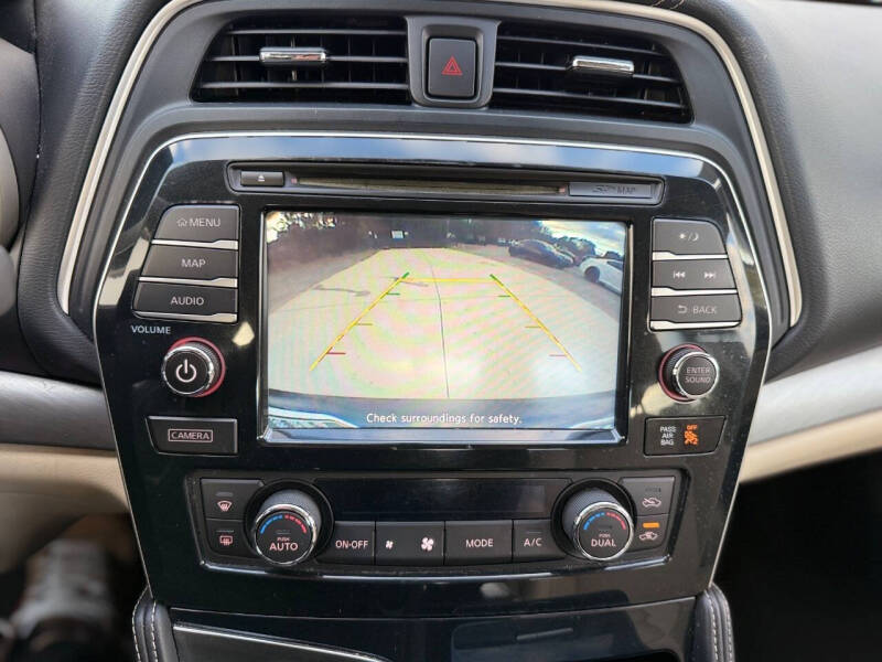 2017 Nissan Maxima 3.5 SV