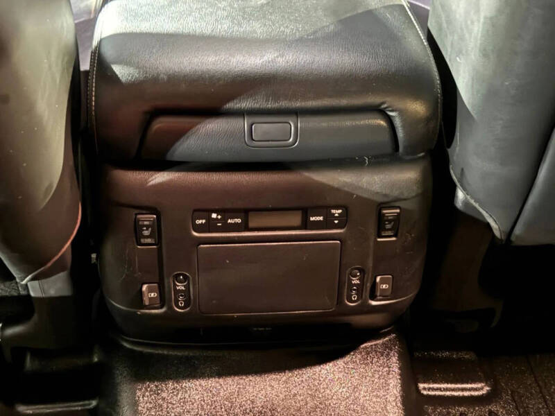 2019 Nissan Armada Platinum