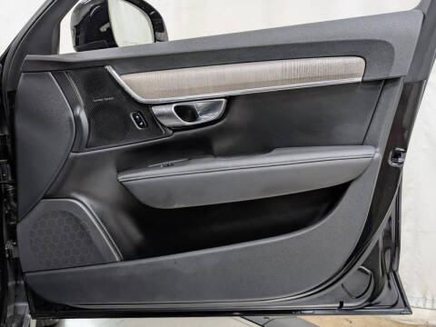 2024 Volvo V90 Cross Country B6 Plus