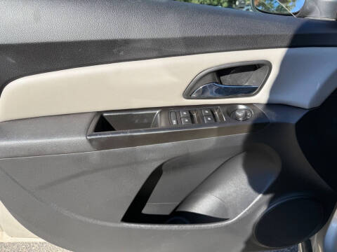 2014 Chevrolet Cruze LS Auto