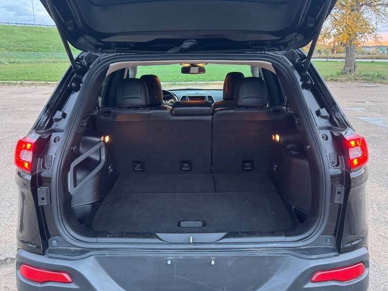 2018 Jeep Cherokee Latitude Plus