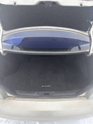 2003 Nissan Maxima SE