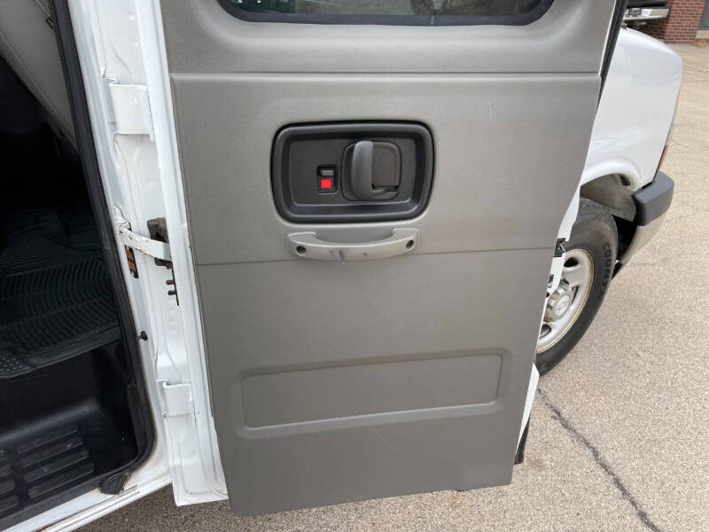 2017 Chevrolet Express LT 3500