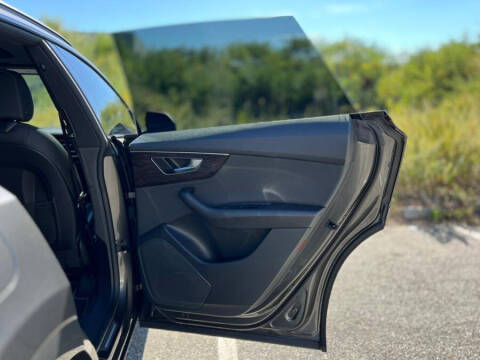 2021 Audi Q8 quattro Premium 55 TFSI