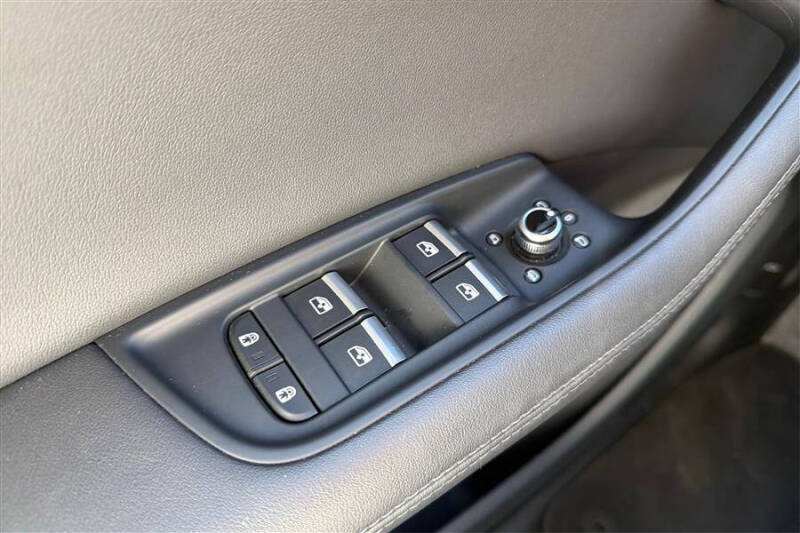 2024 Audi Q7 quattro Premium Plus 45 TFSI