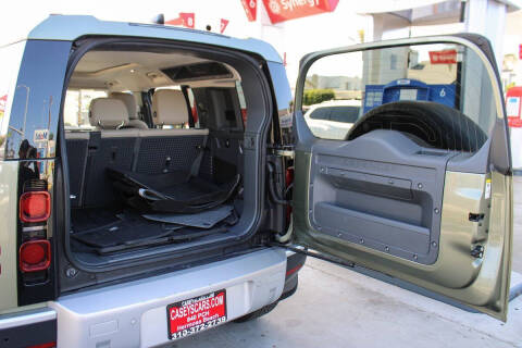 2021 Land Rover Defender 110 SE