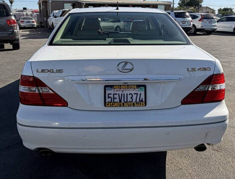 2004 Lexus LS 430