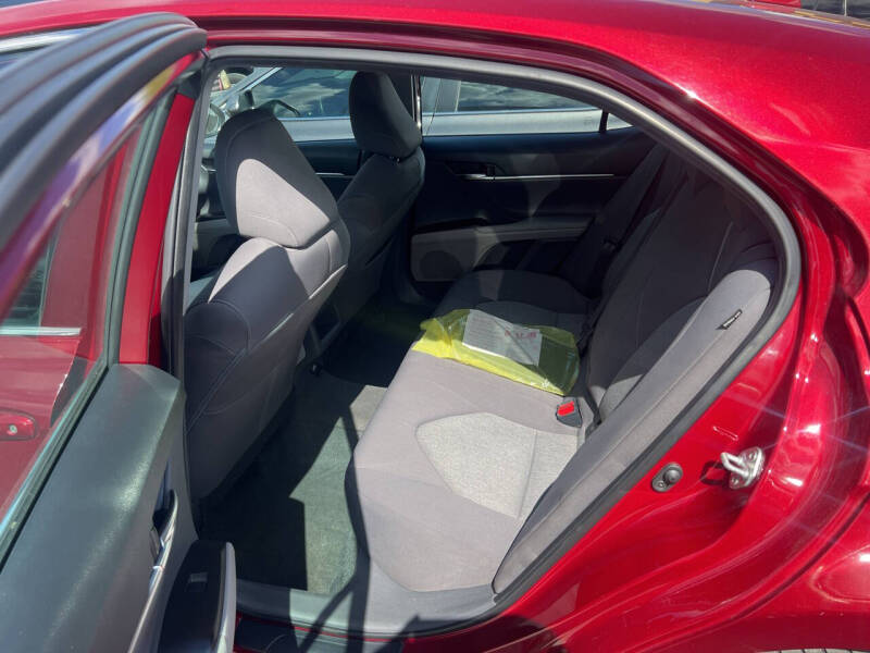 2022 Toyota Camry LE