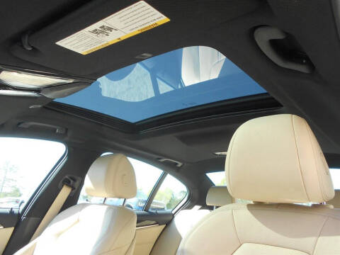 2019 BMW 5 Series 530i