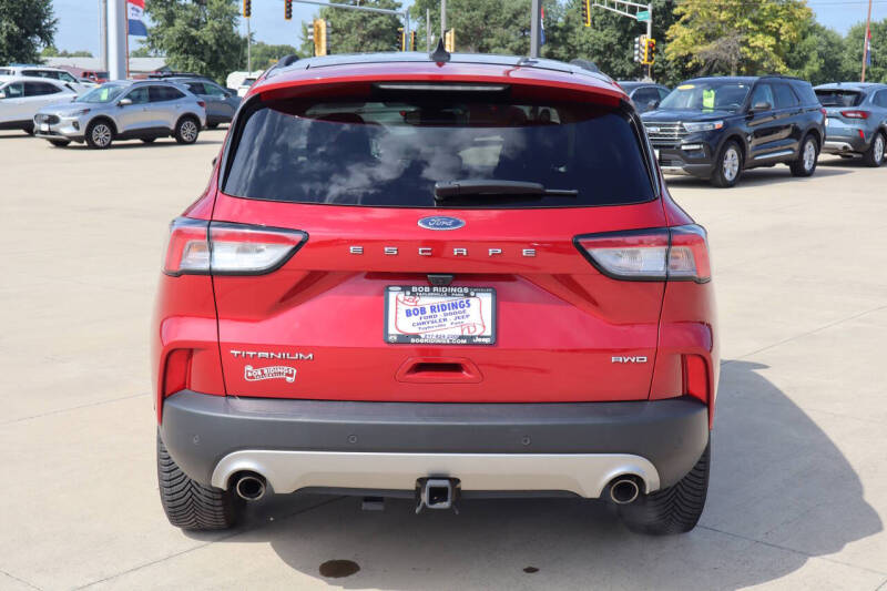 2022 Ford Escape Titanium