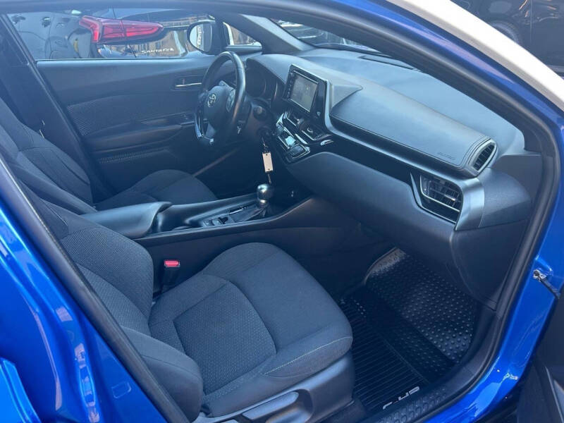 2018 Toyota C-HR XLE Premium